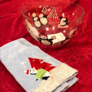 10” Serving Bowl and Towel